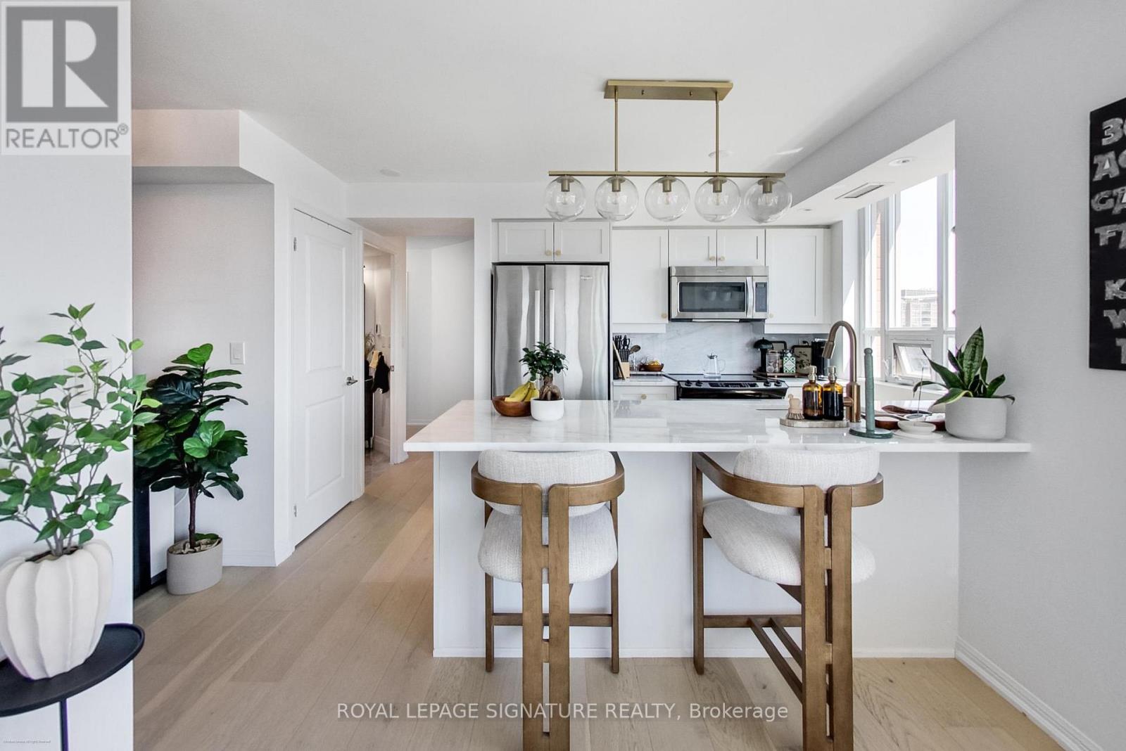 1910 - 125 Western Battery Road, Toronto, Ontario  M6K 3R8 - Photo 6 - C13233582