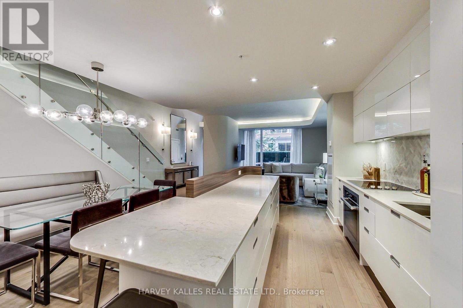 Th24 - 30 Nelson Street, Toronto, Ontario  M5V 0H5 - Photo 13 - C13233604