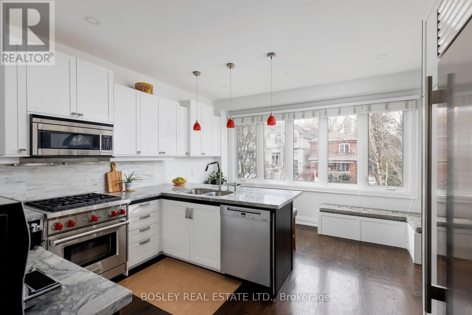 Upper - 19 Cardiff Road, Toronto, Ontario  M4P 2N6 - Photo 13 - C13233616
