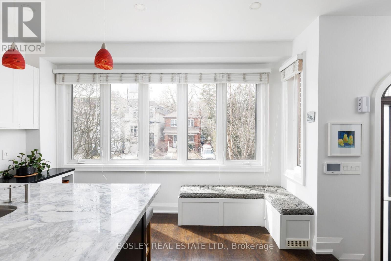 Upper - 19 Cardiff Road, Toronto, Ontario  M4P 2N6 - Photo 16 - C13233616