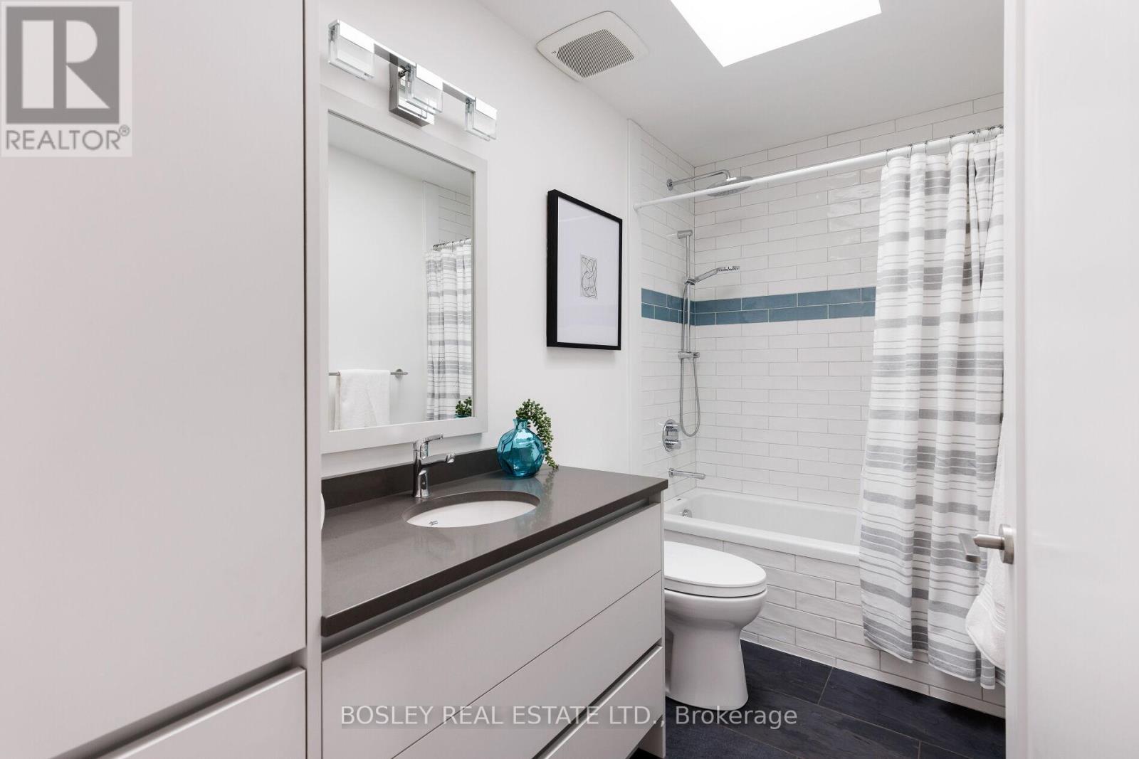 Upper - 19 Cardiff Road, Toronto, Ontario  M4P 2N6 - Photo 30 - C13233616