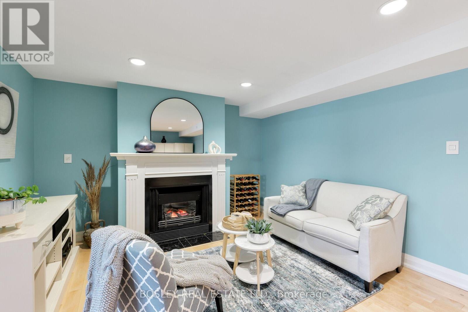 Upper - 19 Cardiff Road, Toronto, Ontario  M4P 2N6 - Photo 35 - C13233616
