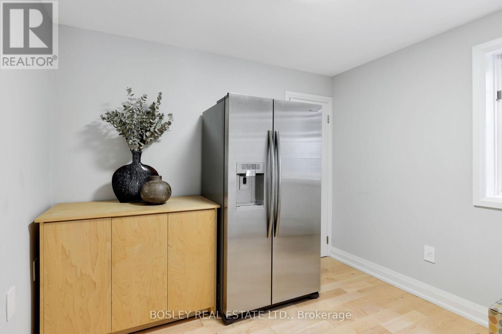 Upper - 19 Cardiff Road, Toronto, Ontario  M4P 2N6 - Photo 36 - C13233616