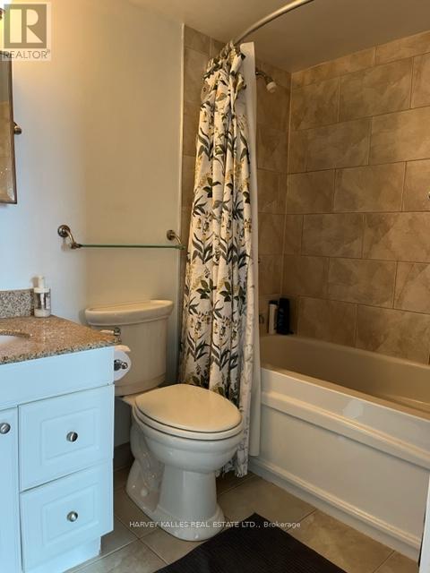 1216 - 633 Bay Street, Toronto, Ontario  M5G 2G4 - Photo 11 - C13233670
