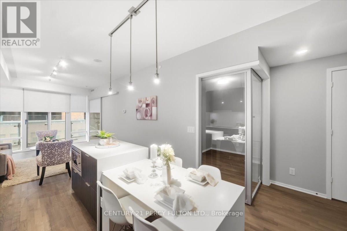 #313 - 1 Bloor Street E, Toronto, Ontario  M4W 0A8 - Photo 13 - C13233788