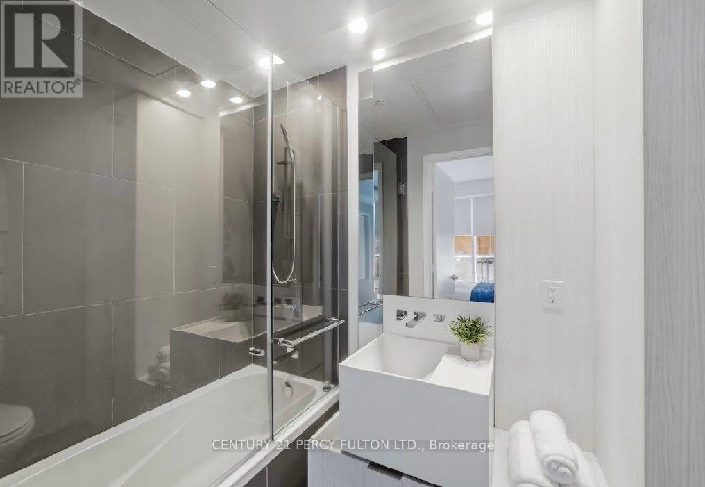 #313 - 1 Bloor Street E, Toronto, Ontario  M4W 0A8 - Photo 21 - C13233788