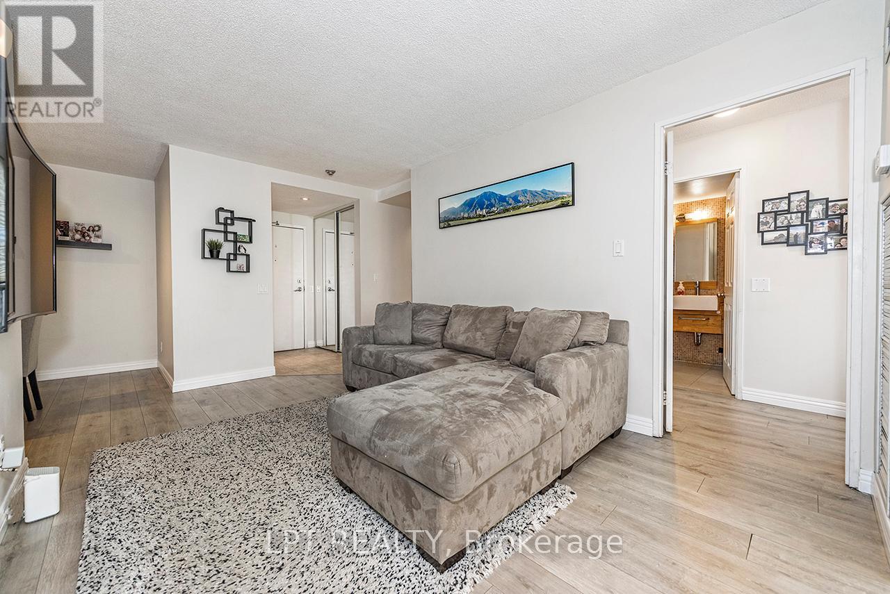 710 - 7 Bishop Avenue, Toronto, Ontario  M2M 4J4 - Photo 17 - C13233852