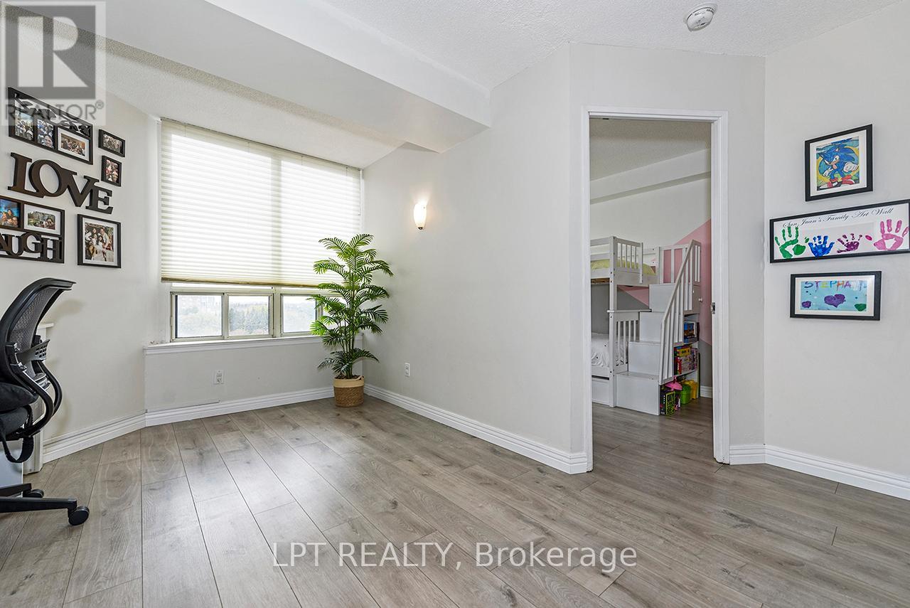 710 - 7 Bishop Avenue, Toronto, Ontario  M2M 4J4 - Photo 19 - C13233852