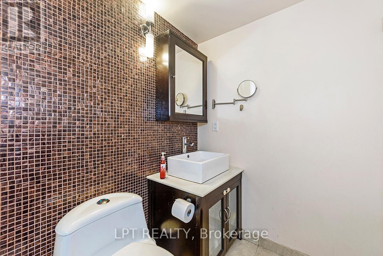 710 - 7 Bishop Avenue, Toronto, Ontario  M2M 4J4 - Photo 23 - C13233852