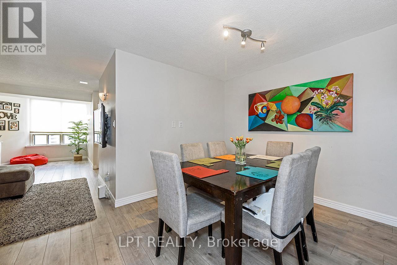 710 - 7 Bishop Avenue, Toronto, Ontario  M2M 4J4 - Photo 8 - C13233852