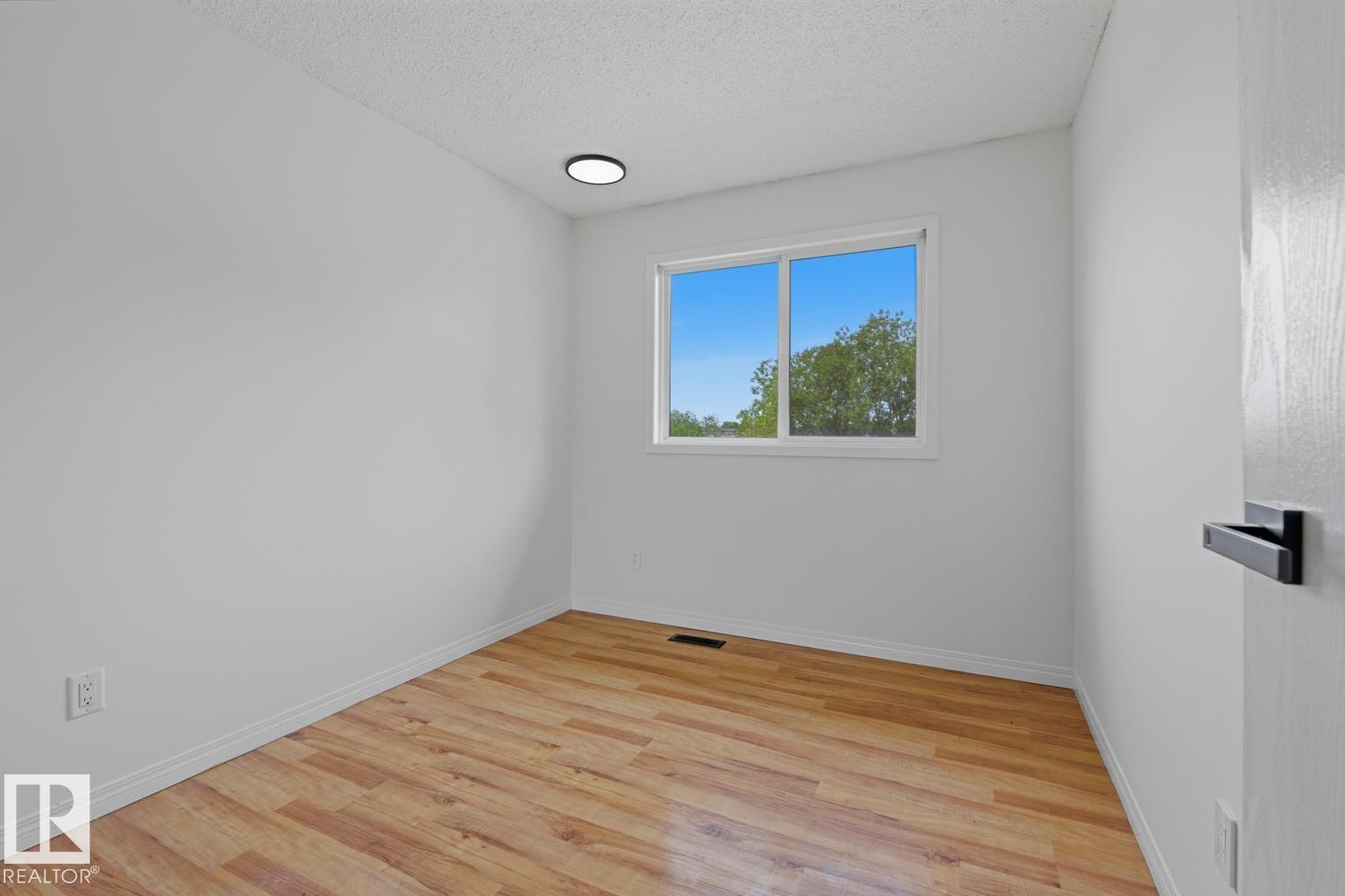 10684 Beaumaris Rd Nw, Edmonton, Alberta T5X 3N4 - Photo 20 - E4491437