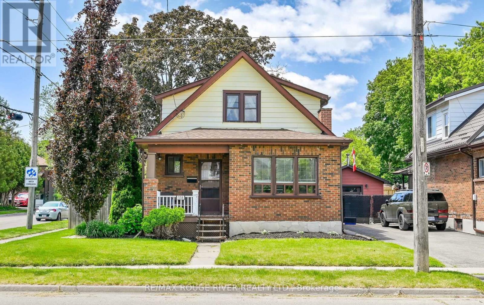 338 Jarvis Street, Oshawa, Ontario  L1G 5L2 - Photo 2 - E13233502