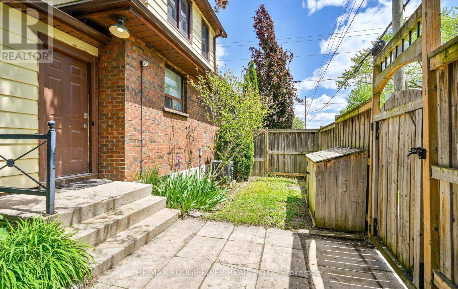 338 Jarvis Street, Oshawa, Ontario  L1G 5L2 - Photo 35 - E13233502
