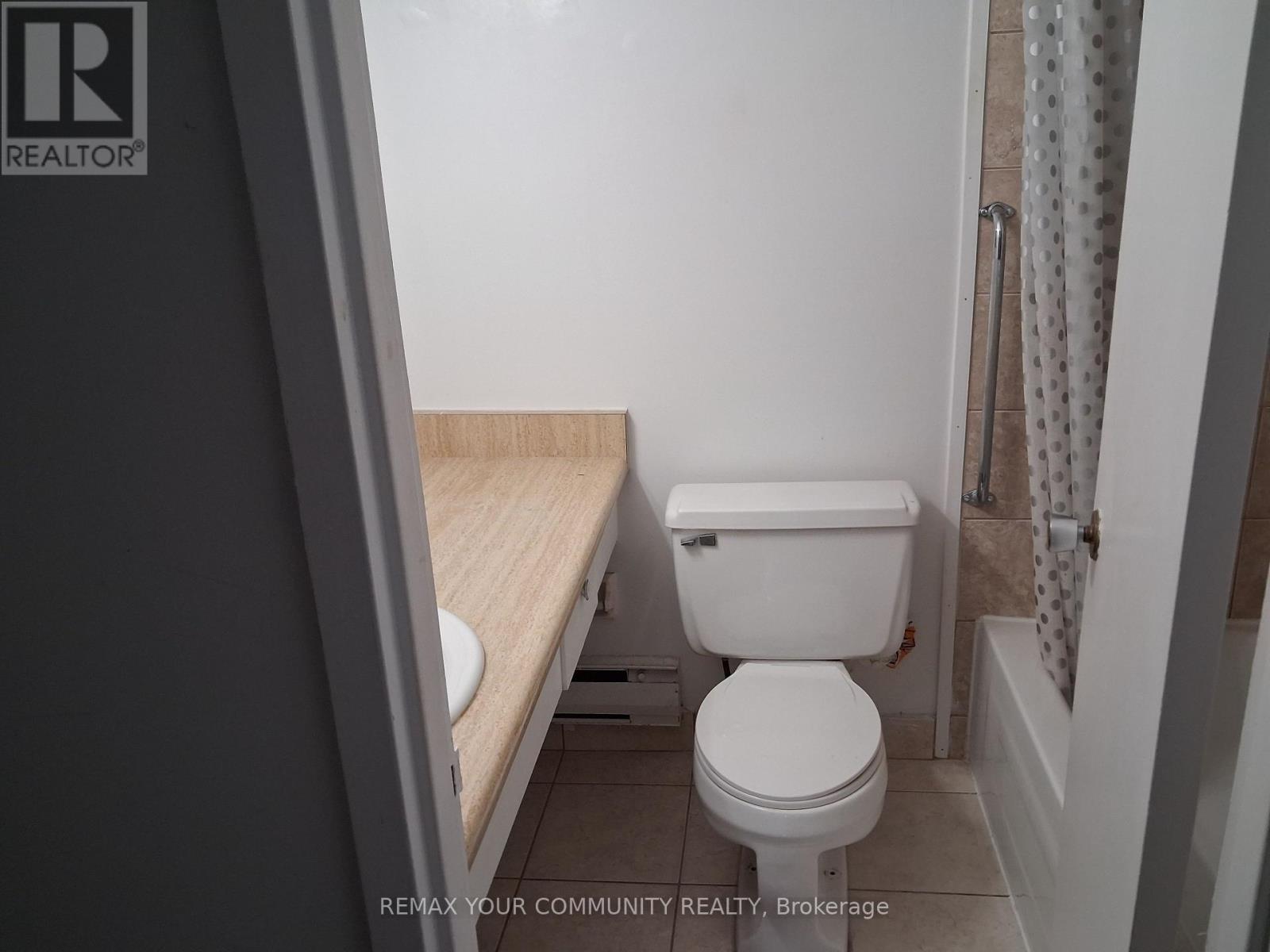 147 - 199 Hillcroft Street, Oshawa, Ontario  L1G 2L7 - Photo 10 - E13233546