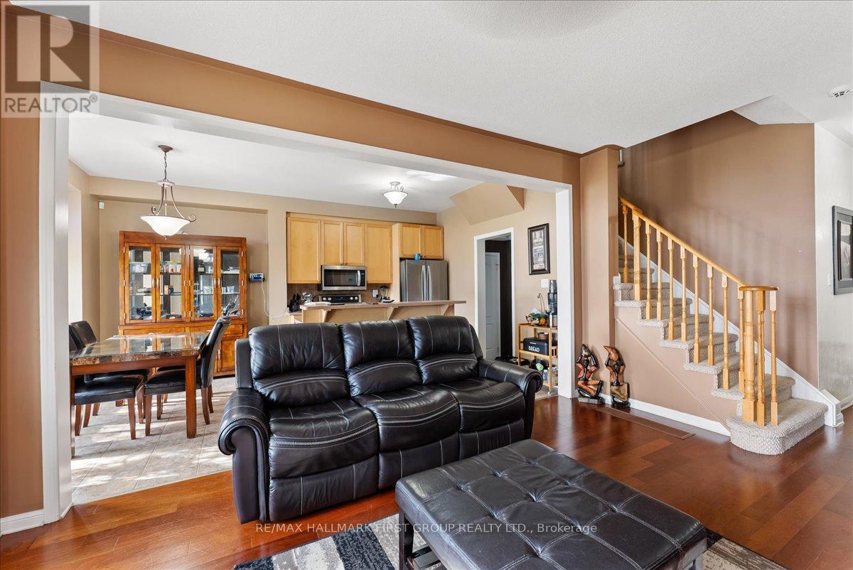 57 Barkdale Way, Whitby (Pringle Creek), Ontario  L1N 0G1 - Photo 8 - E13233576