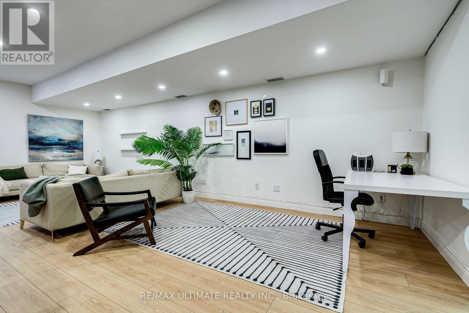 1945 Queen Street E, Toronto, Ontario  M4L 1H7 - Photo 26 - E13233626