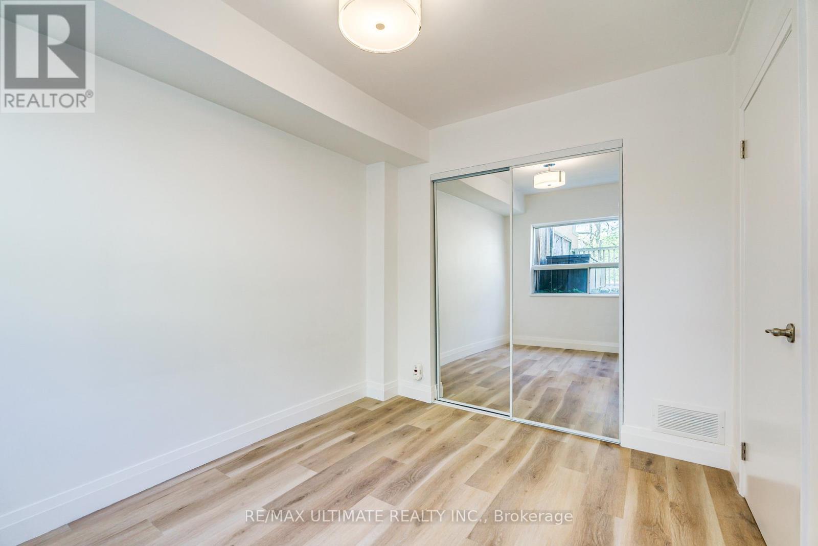 1945 Queen Street E, Toronto, Ontario  M4L 1H7 - Photo 38 - E13233626