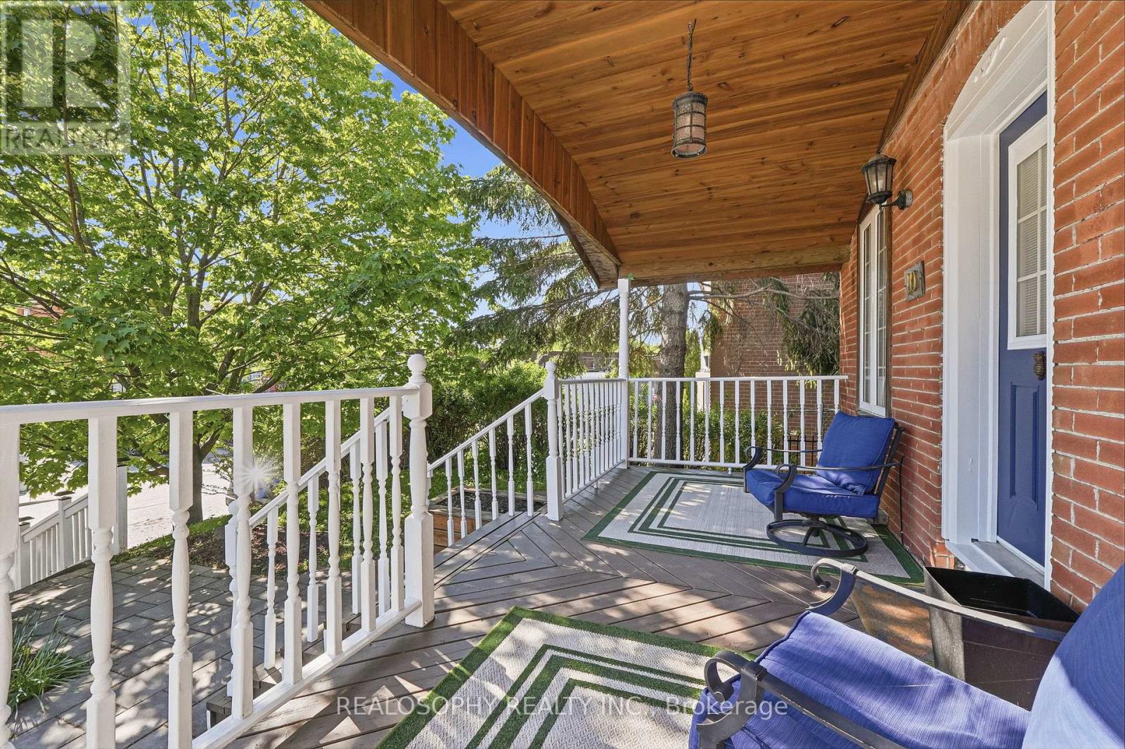 10 Medford Avenue, Toronto, Ontario  M1L 4G2 - Photo 3 - E13233688