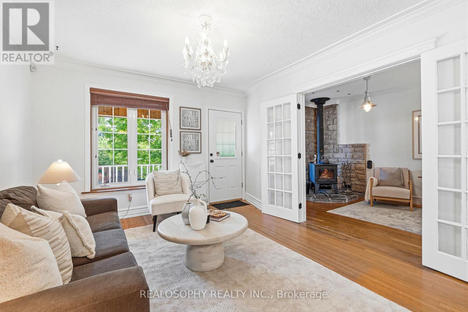 10 Medford Avenue, Toronto, Ontario  M1L 4G2 - Photo 7 - E13233688