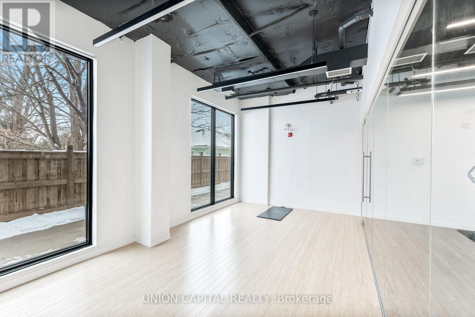 201 - 1800 Simcoe Street, Oshawa, Ontario  L1G 0C2 - Photo 13 - E13233768