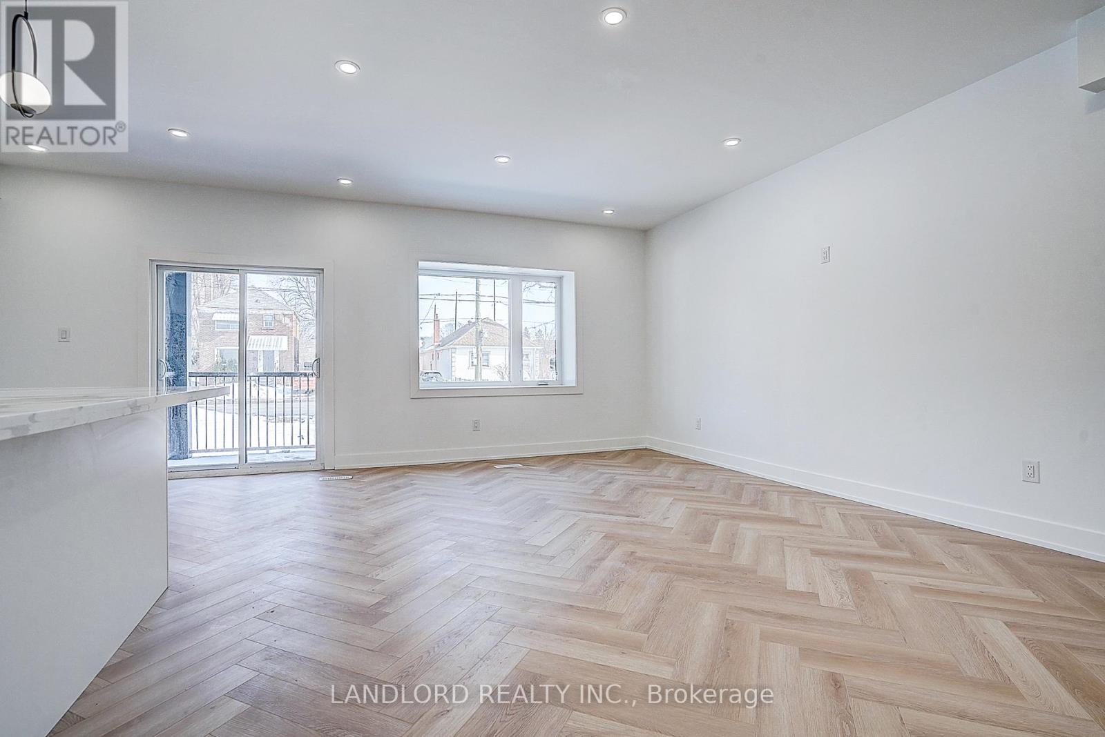 1 - 1146 Broadview Avenue, Toronto, Ontario  M4K 2S5 - Photo 14 - E13233806