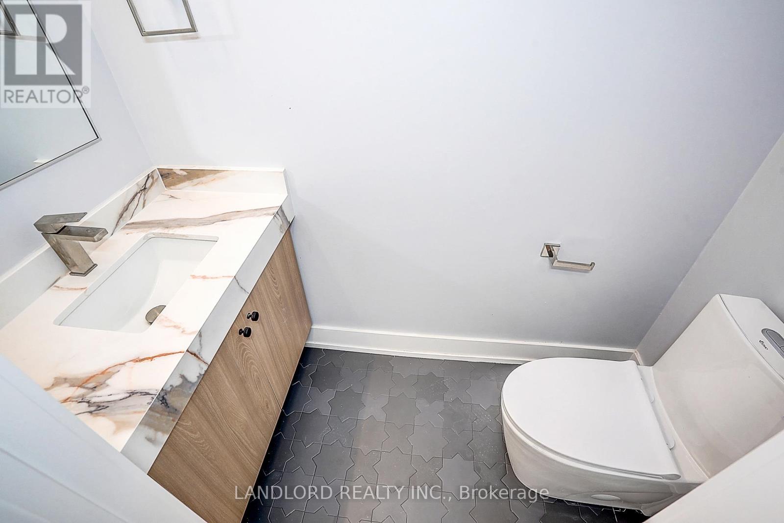 1 - 1146 Broadview Avenue, Toronto, Ontario  M4K 2S5 - Photo 32 - E13233806
