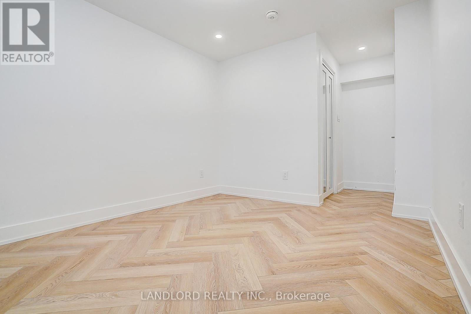 1 - 1146 Broadview Avenue, Toronto, Ontario  M4K 2S5 - Photo 38 - E13233806