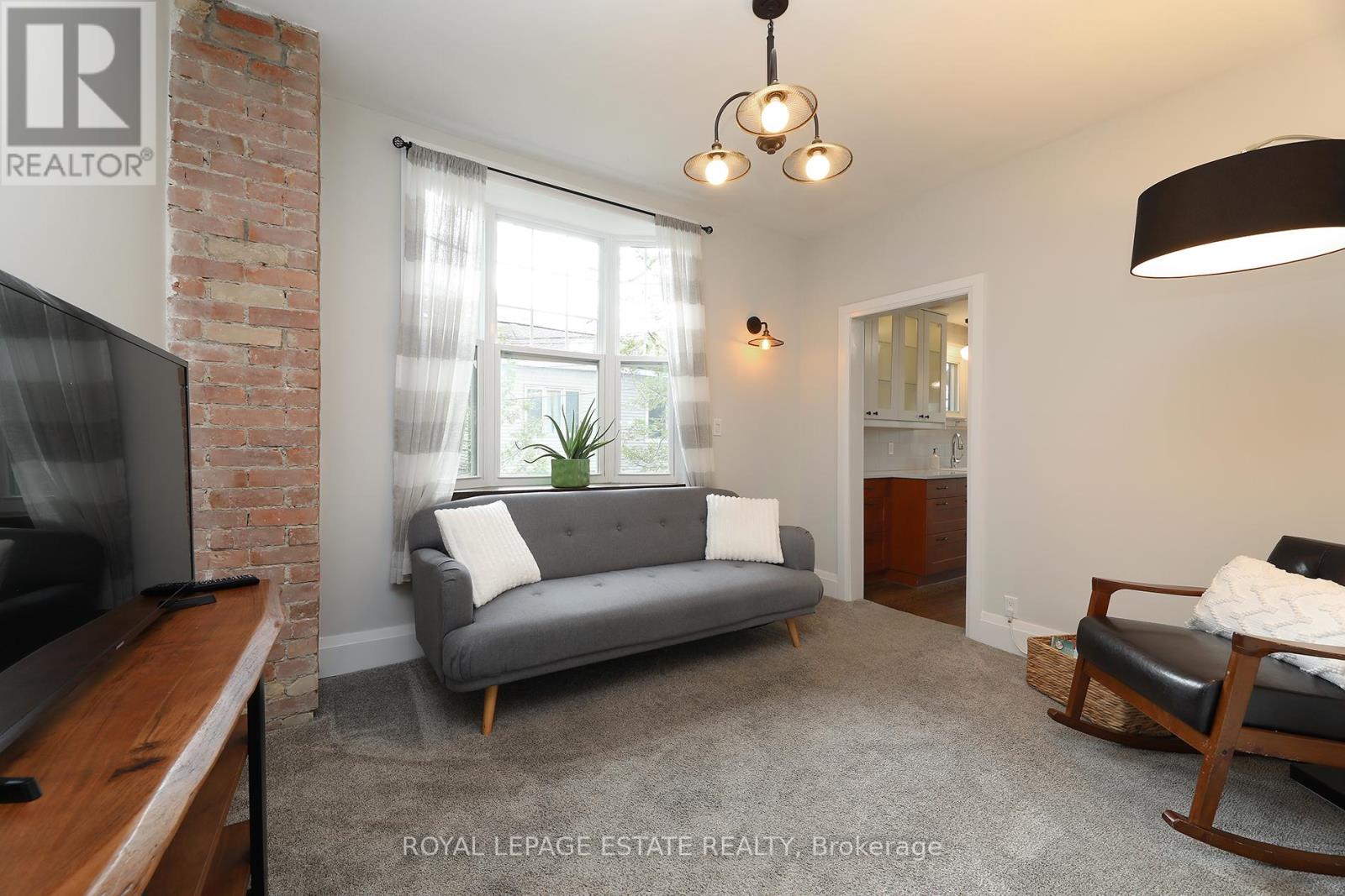 27 Sycamore Place, Toronto, Ontario  M4E 1K3 - Photo 10 - E13233808