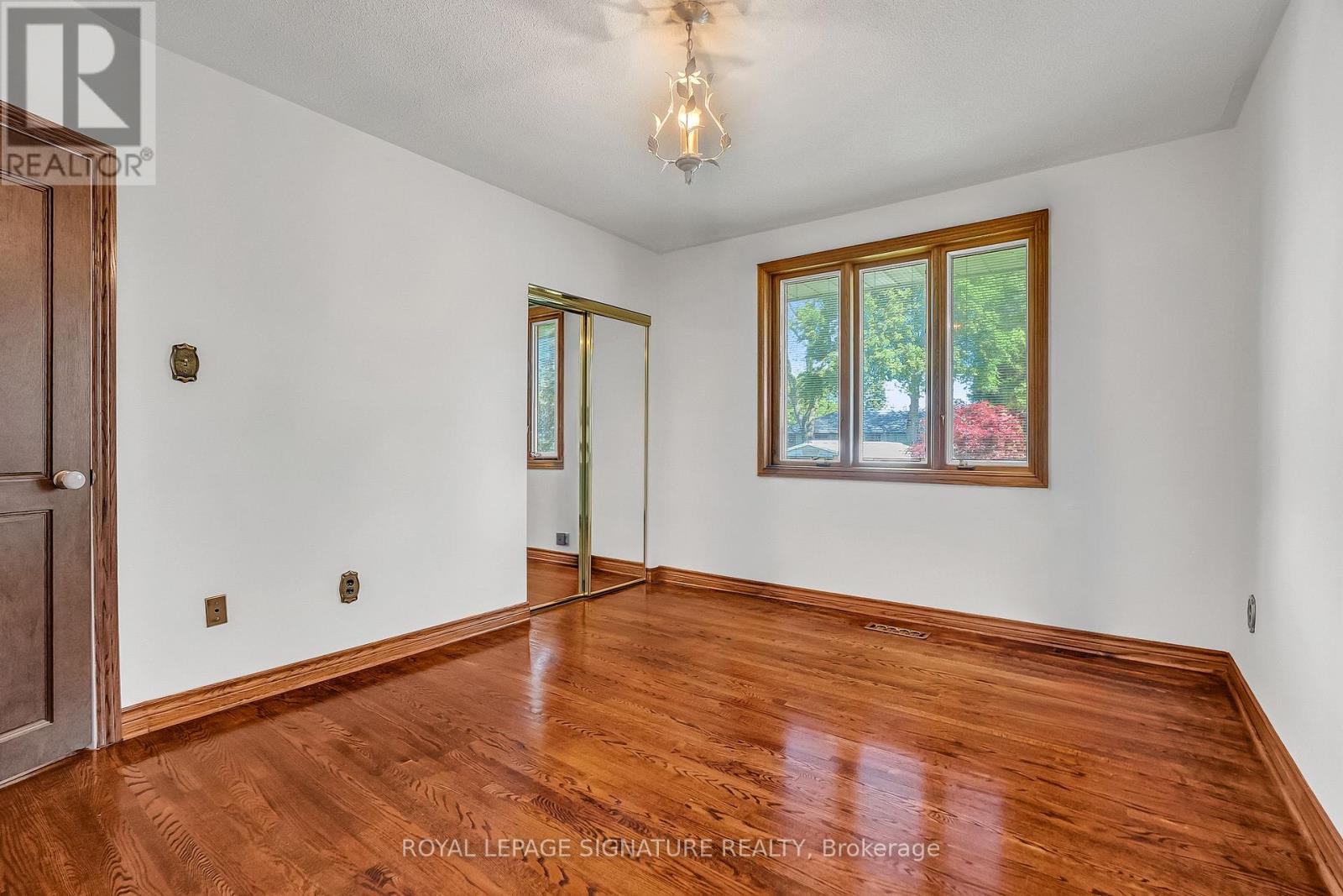 18 Verlaine Place, Toronto, Ontario  M1P 3X3 - Photo 15 - E13233810