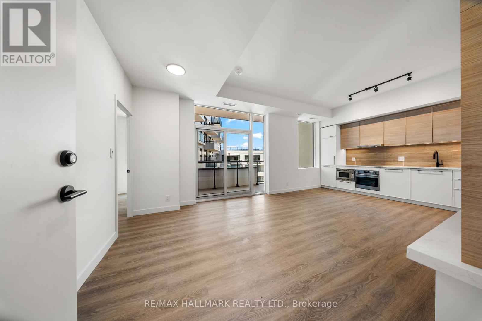 801 - 1050 Eastern Avenue, Toronto, Ontario  M4L 0B7 - Photo 19 - E13233816