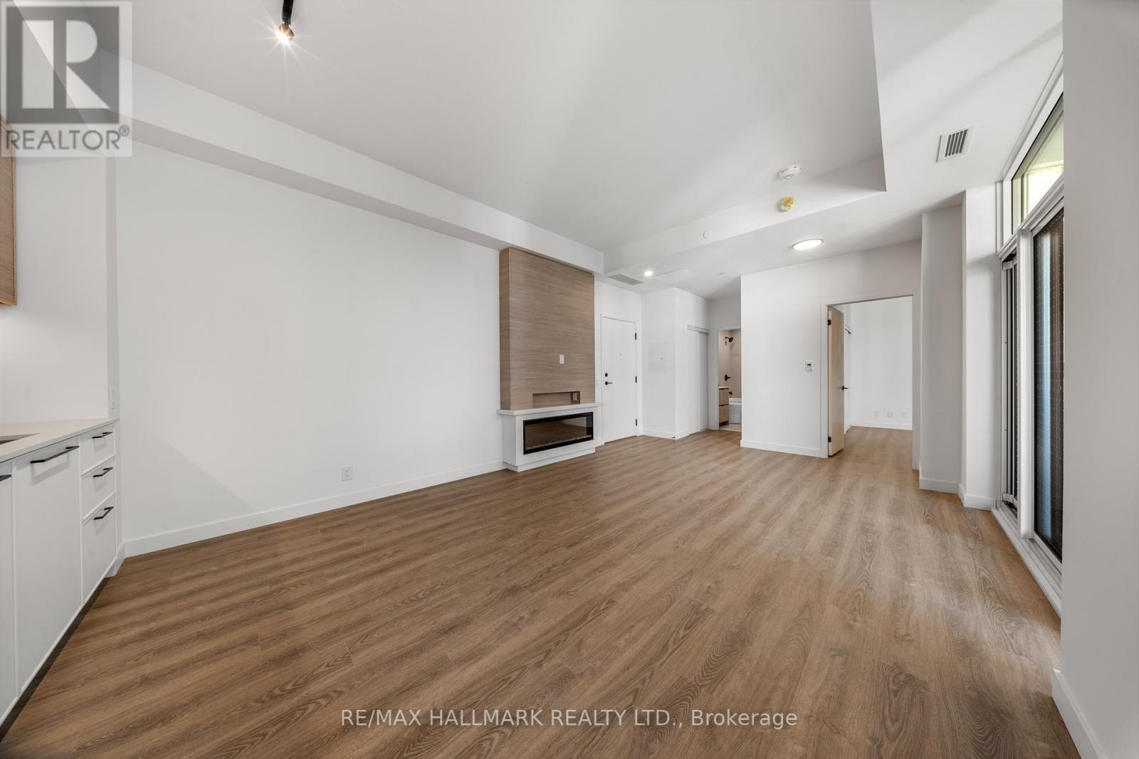 801 - 1050 Eastern Avenue, Toronto, Ontario  M4L 0B7 - Photo 26 - E13233816