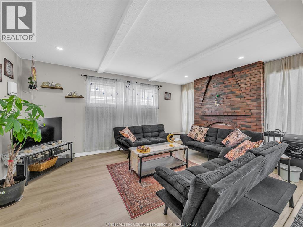 2450 Mckay Avenue, Windsor, Ontario  N9E 2P5 - Photo 19 - 26012971