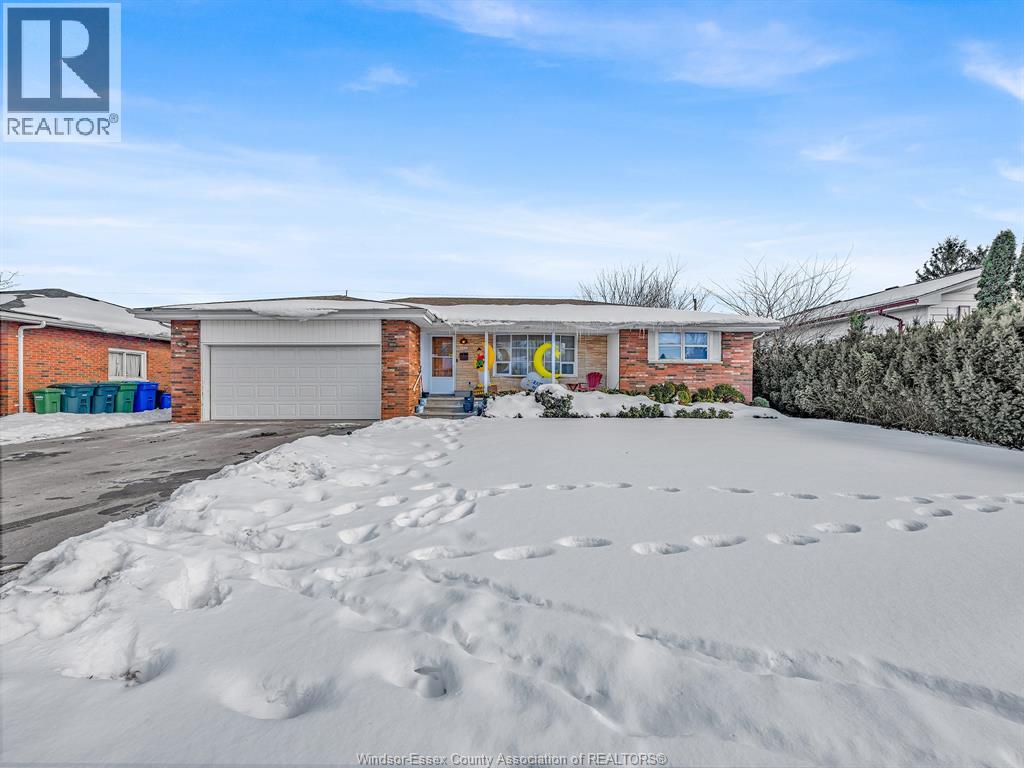 2450 Mckay Avenue, Windsor, Ontario  N9E 2P5 - Photo 2 - 26012971