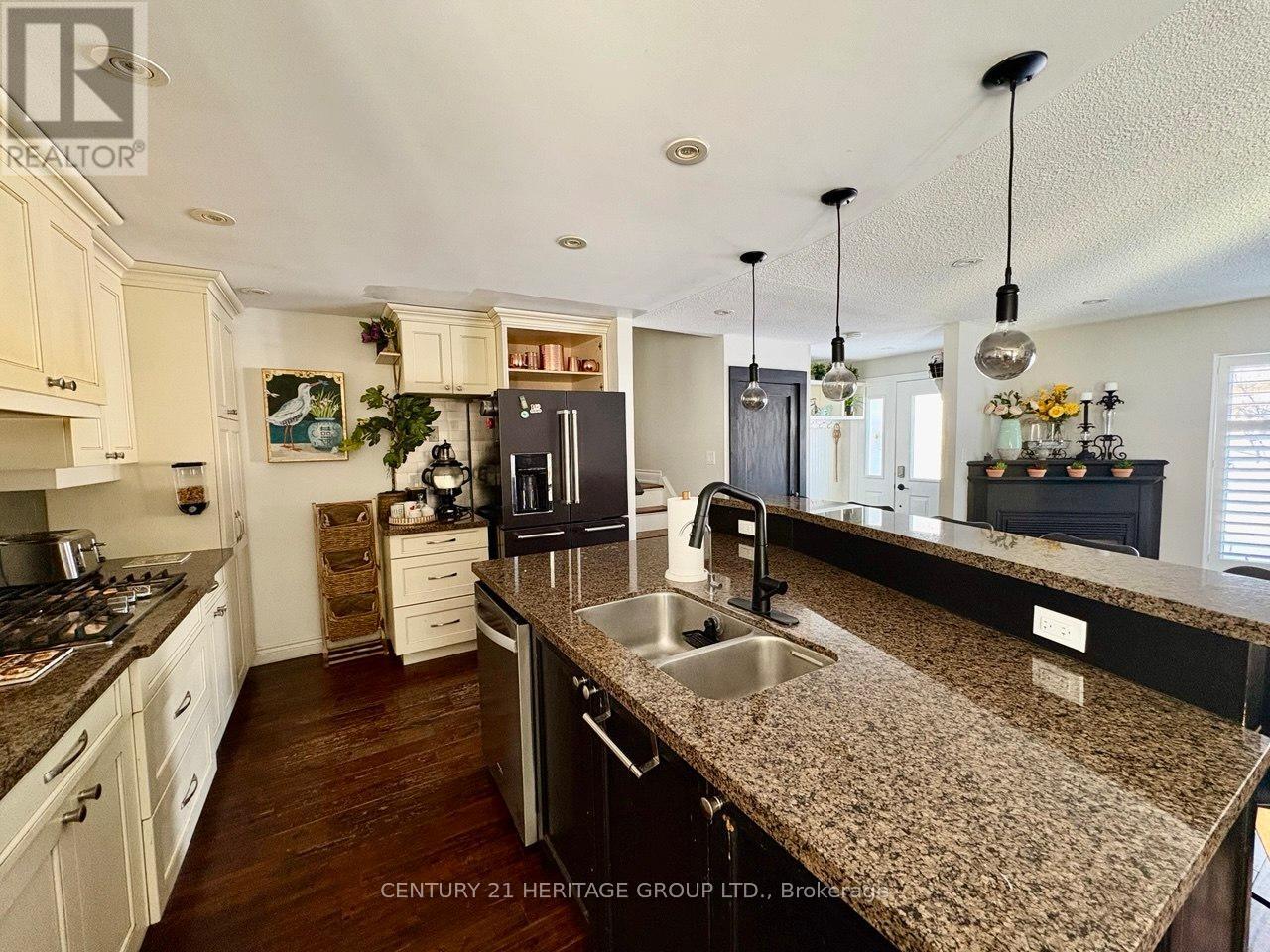 Main - 22 Cedar Crescent, Aurora, Ontario  L4G 3J8 - Photo 10 - N13233516