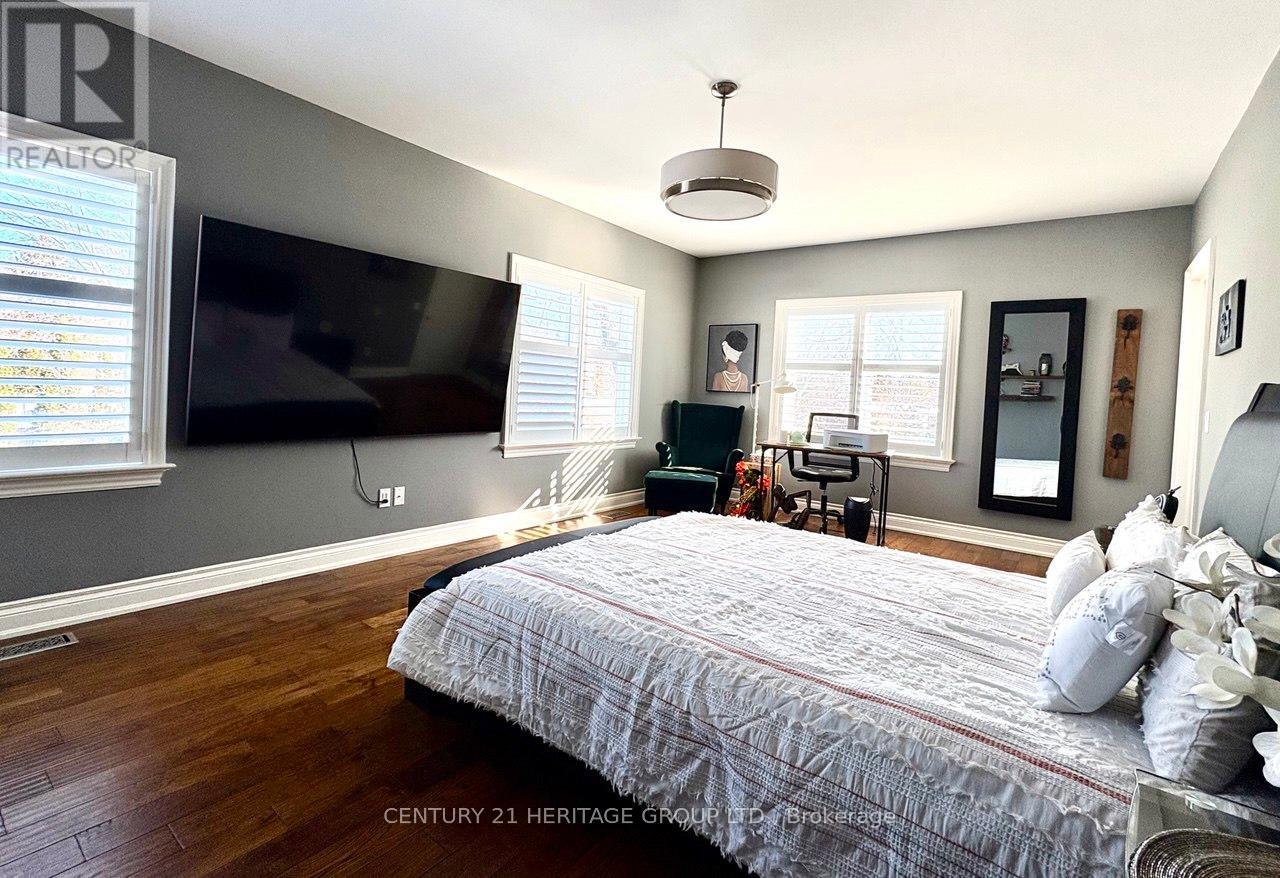 Main - 22 Cedar Crescent, Aurora, Ontario  L4G 3J8 - Photo 16 - N13233516