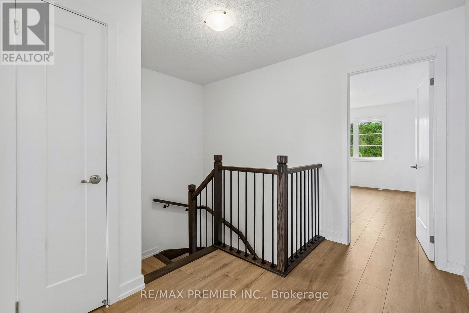 94 Lyall Stokes Circle, East Gwillimbury, Ontario  L0G 1M0 - Photo 23 - N13233544