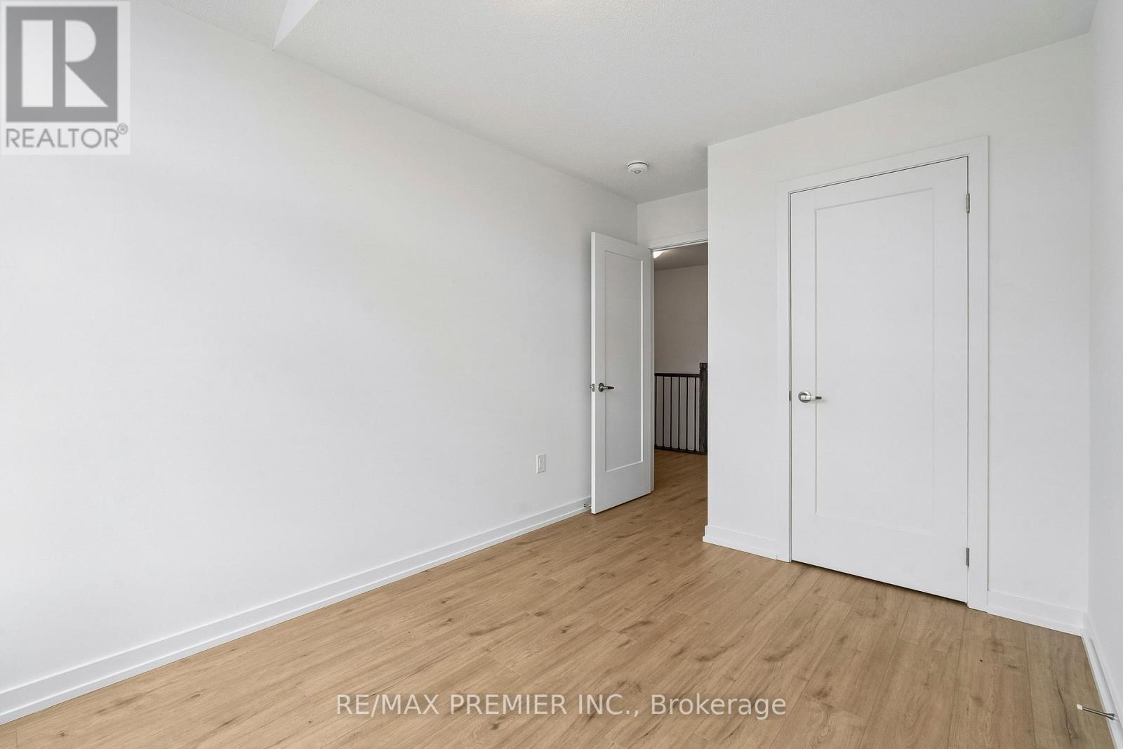 94 Lyall Stokes Circle, East Gwillimbury, Ontario  L0G 1M0 - Photo 28 - N13233544