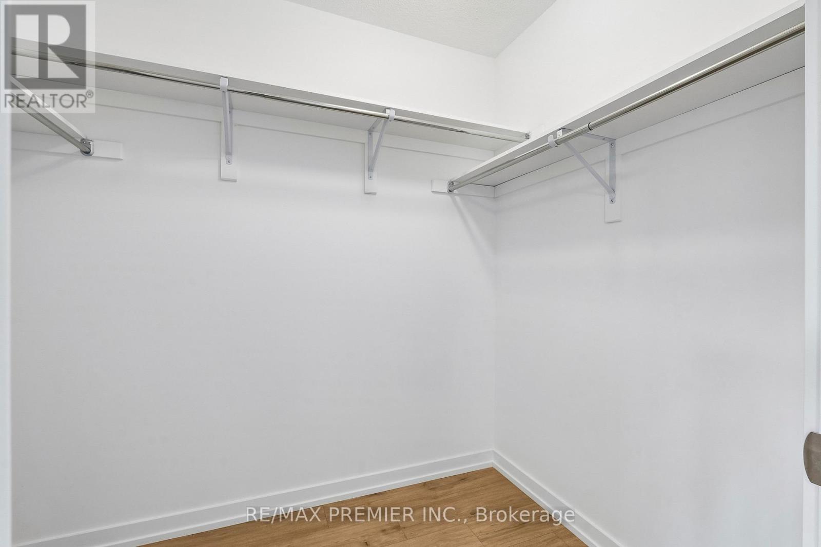 94 Lyall Stokes Circle, East Gwillimbury, Ontario  L0G 1M0 - Photo 34 - N13233544