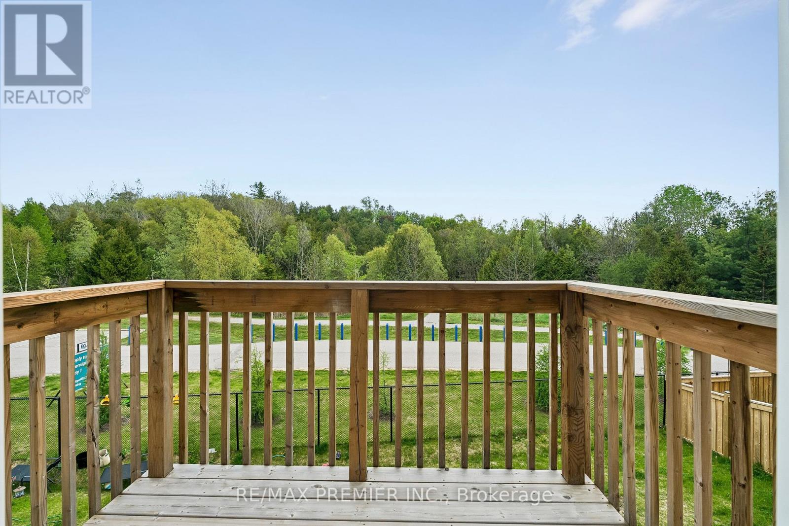 94 Lyall Stokes Circle, East Gwillimbury, Ontario  L0G 1M0 - Photo 38 - N13233544