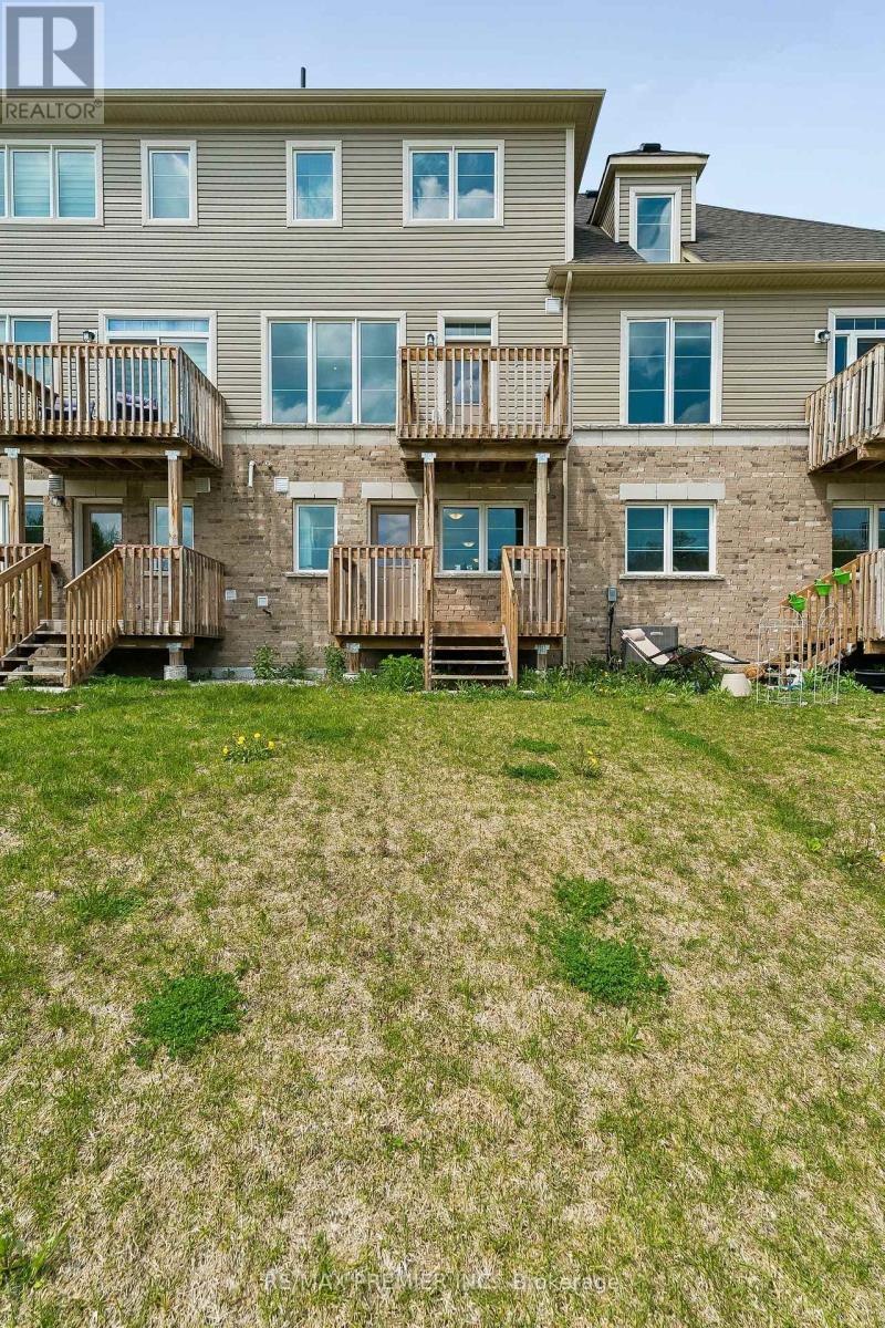 94 Lyall Stokes Circle, East Gwillimbury, Ontario  L0G 1M0 - Photo 40 - N13233544