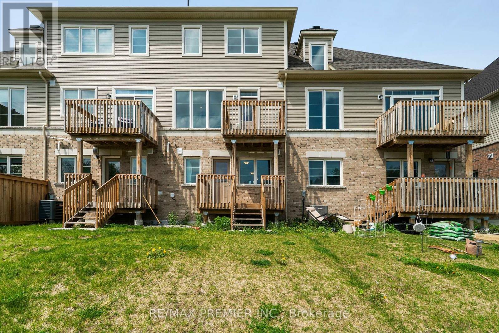 94 Lyall Stokes Circle, East Gwillimbury, Ontario  L0G 1M0 - Photo 43 - N13233544