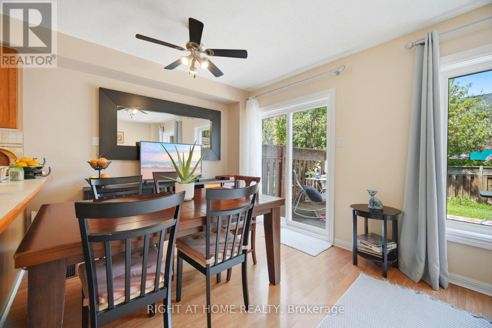 555 Legresley Lane, Newmarket, Ontario  L3Y 8R6 - Photo 14 - N13233642