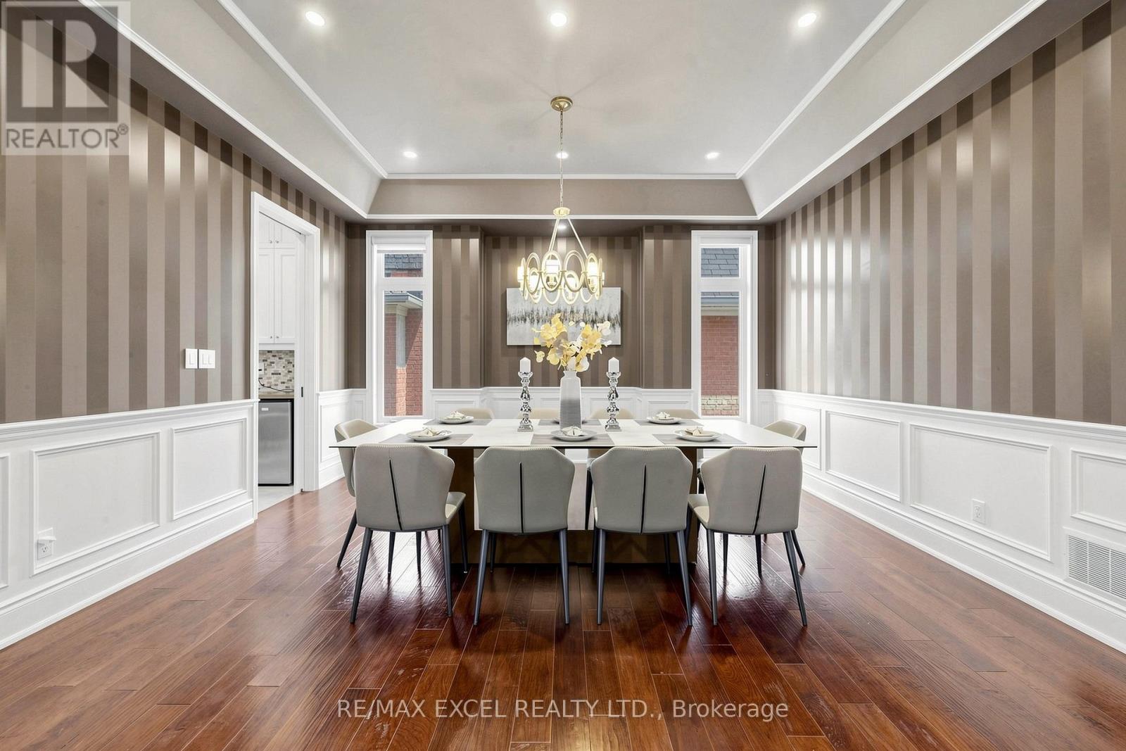 10 Royal West Road, Markham, Ontario  L6C 0L4 - Photo 15 - N13233658