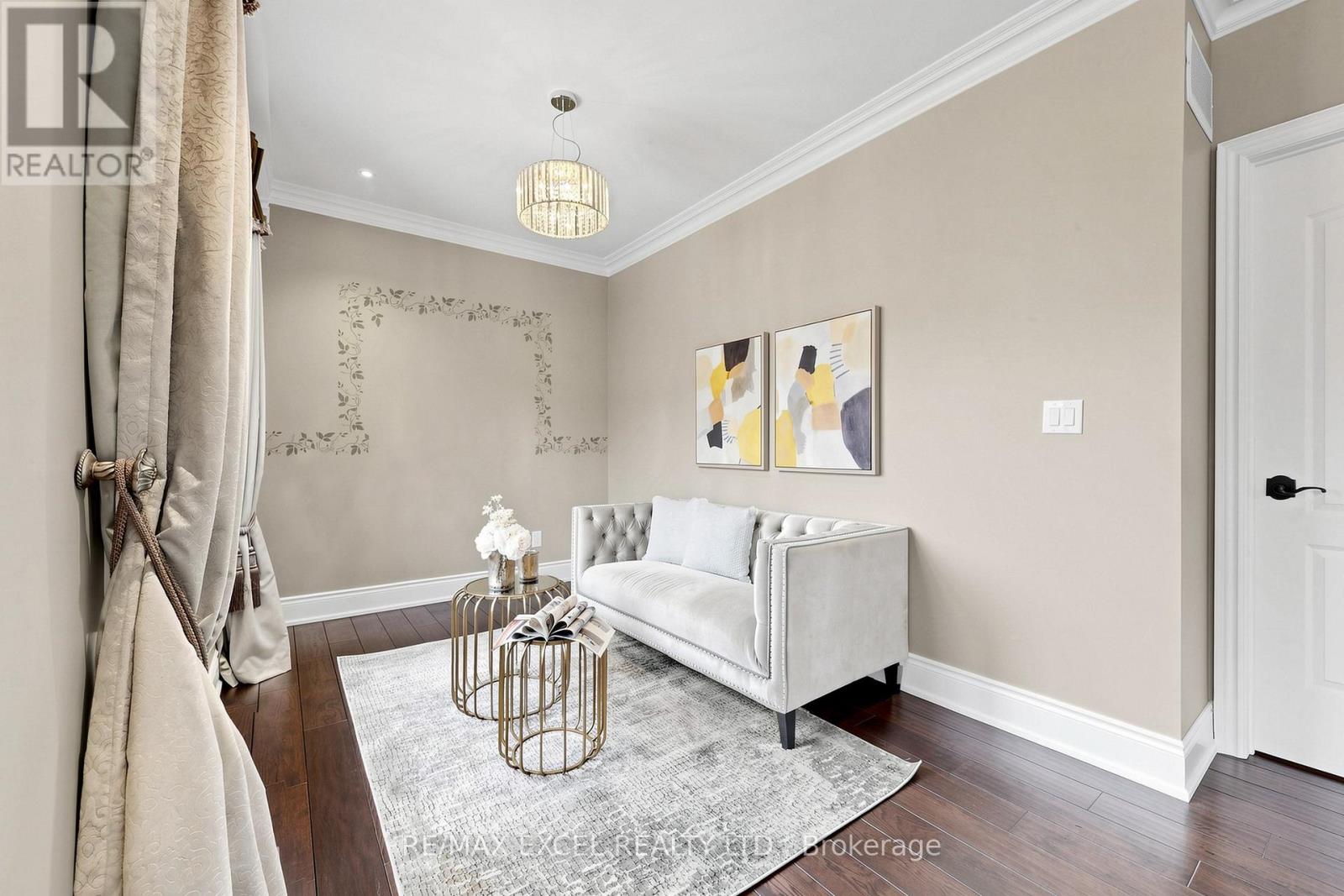 10 Royal West Road, Markham, Ontario  L6C 0L4 - Photo 31 - N13233658