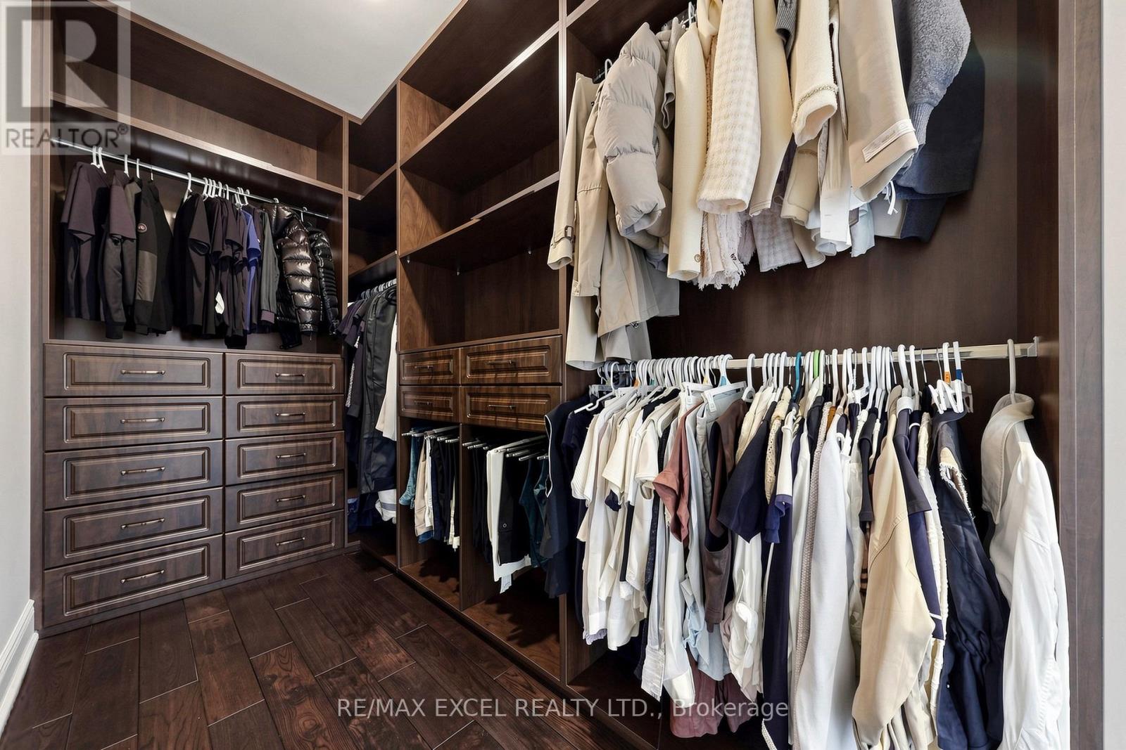 10 Royal West Road, Markham, Ontario  L6C 0L4 - Photo 32 - N13233658