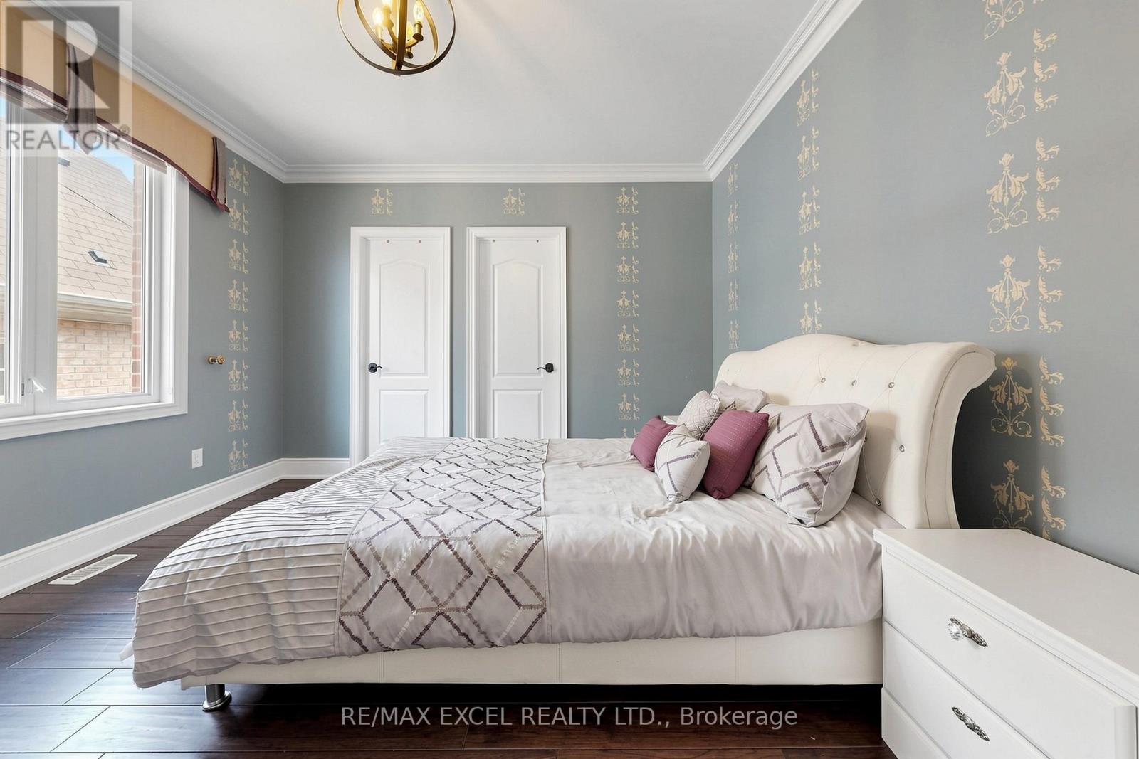 10 Royal West Road, Markham, Ontario  L6C 0L4 - Photo 44 - N13233658