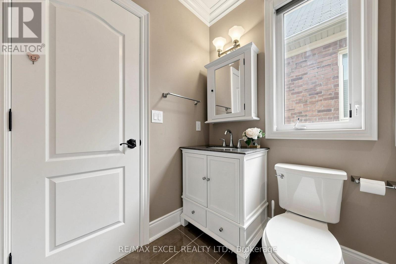 10 Royal West Road, Markham, Ontario  L6C 0L4 - Photo 46 - N13233658