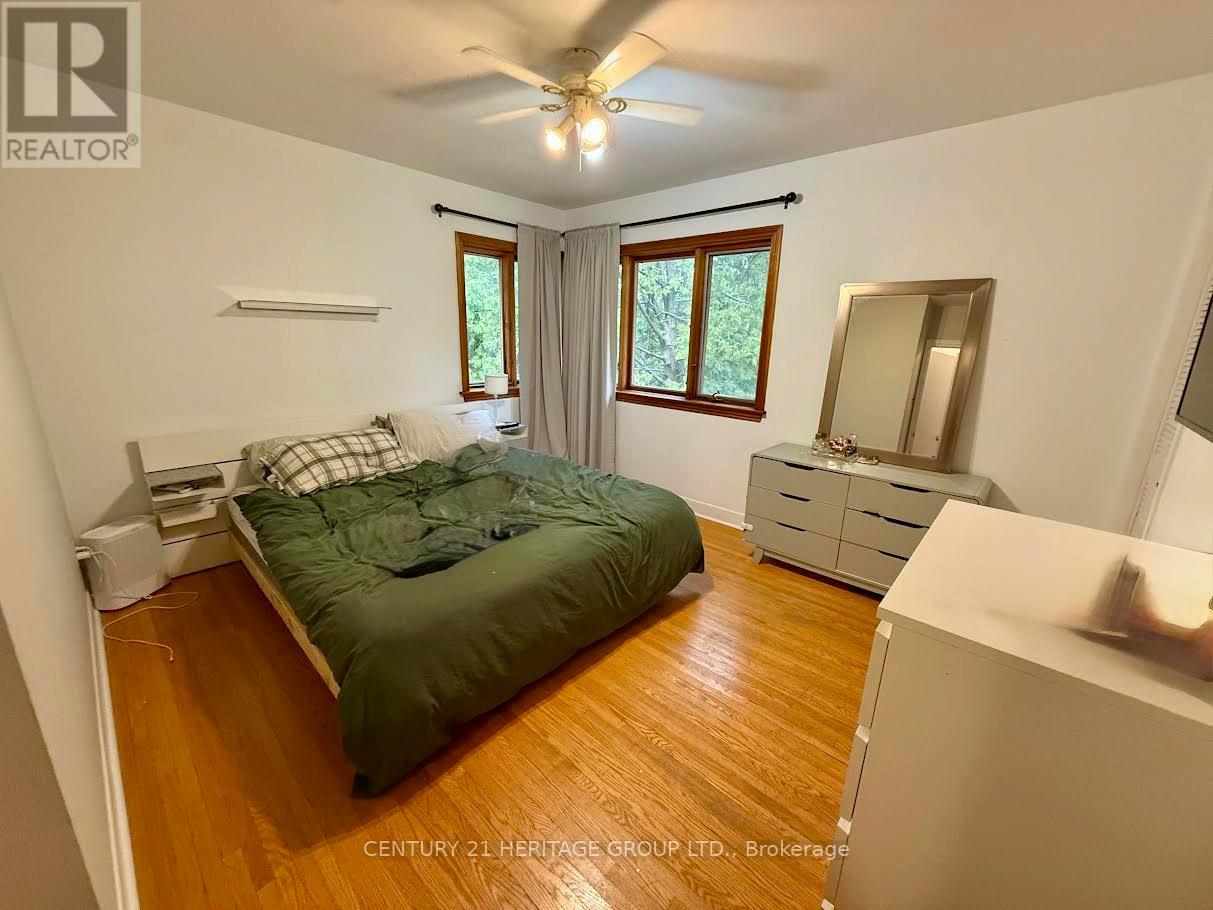 Main - 927 Srigley Street, Newmarket, Ontario  L3Y 1Y2 - Photo 9 - N13233738