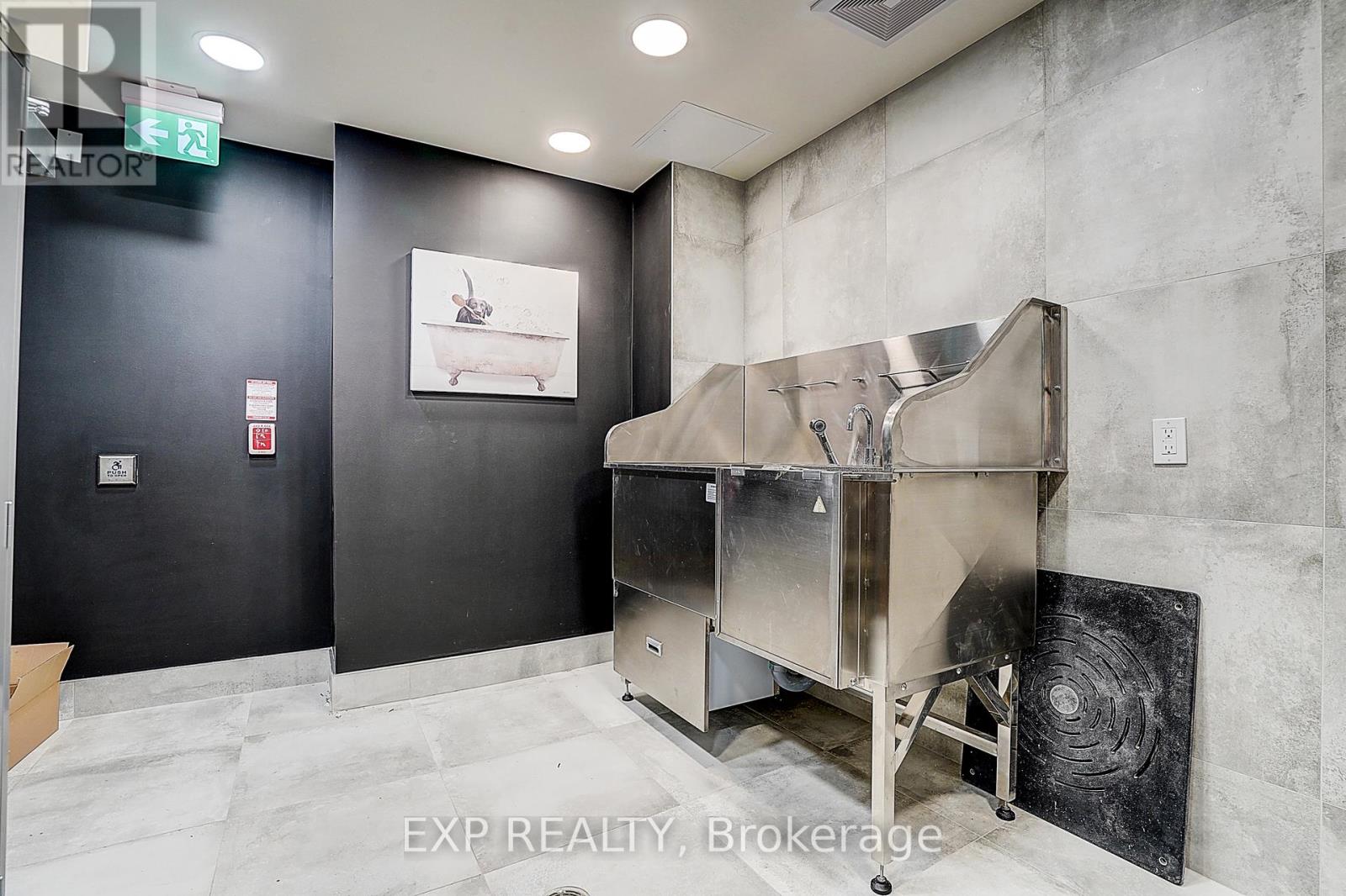 B1503 - 715 Davis Drive, Newmarket, Ontario  L3Y 0J2 - Photo 26 - N13233820