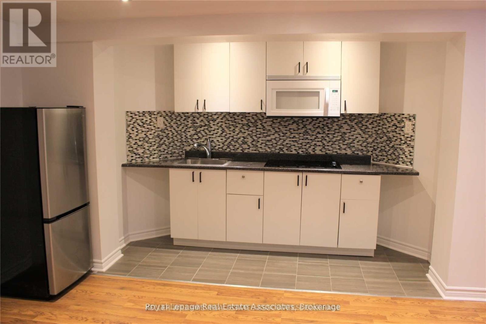 Bsmt - 155 Johnswood Crescent, Vaughan, Ontario  L4H 2L1 - Photo 2 - N13233860